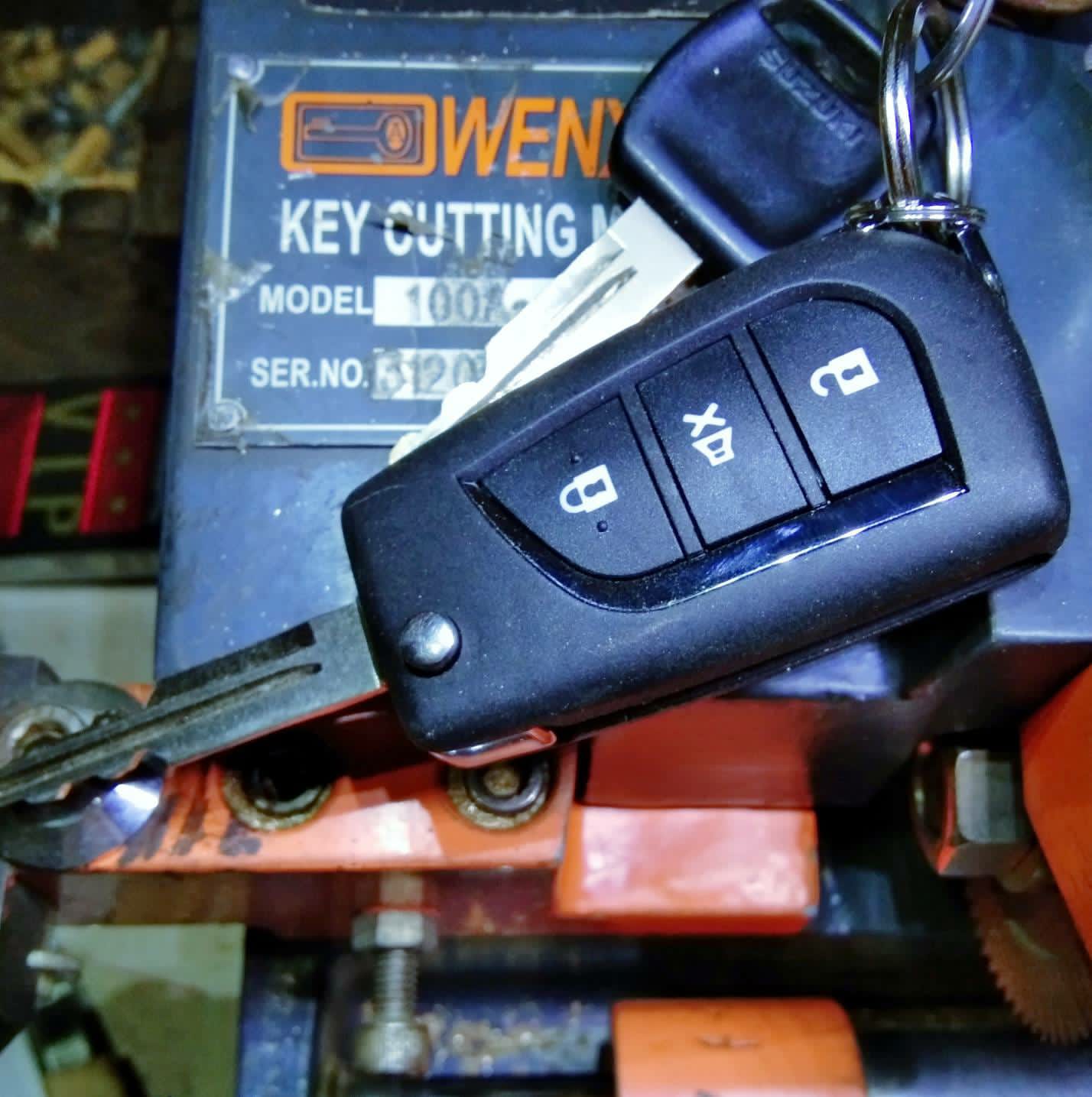 tukang kunci semarang12